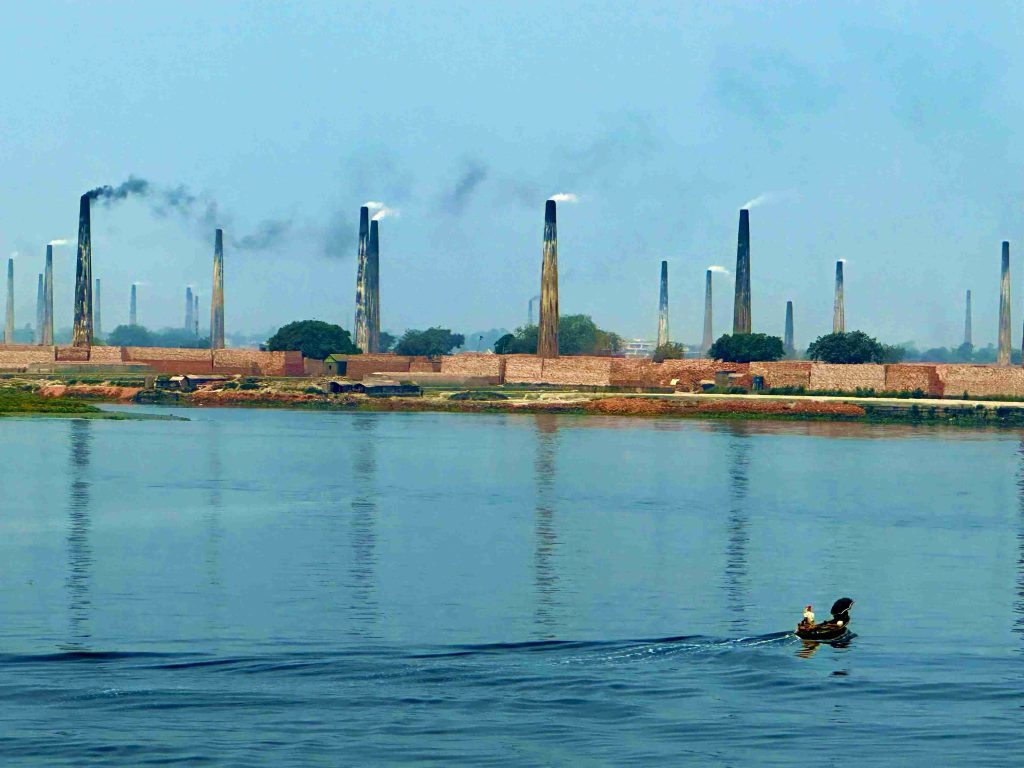 Brick Kilns Polluting the Buriganga River